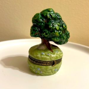 Green Tree Trinket Box